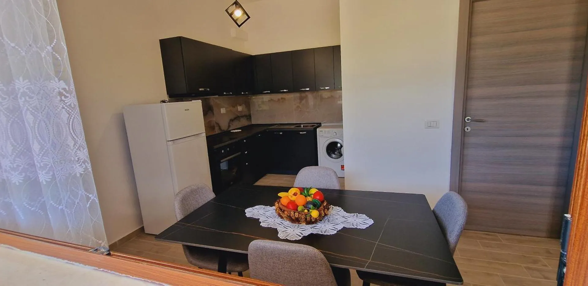 Miri'S Vacation House Vlore
